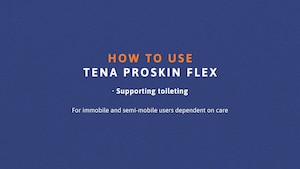 Ako obliekať nohavičky TENA Flex s rýchloupevňovacím pásom pri používaní toalety