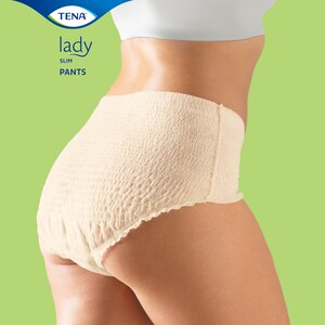 Comfortable low waist, made of fully breathable materials