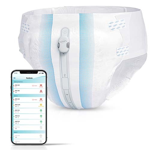 Smartphone mit Anzeige des TENA Dashboard, neben einem absorbierenden Inkontinenzprodukt von TENA mit angebrachtem Wechselindikator