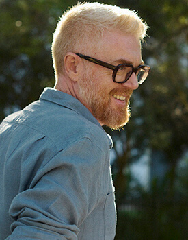 TENA Men lifestyle, man sitting in park