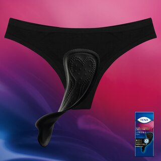 Biancheria intima assorbente nera con design anatomico e confezione TENA.