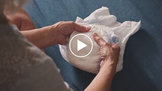 , Unbearbeitetes Video ohne Ton oder Slogans für die TENA Pants Protect+ Day Produkte