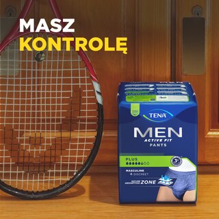 Opakowanie TENA Men na tle rakiety tenisowej z napisem "Masz kontrolę", podkreślające ochronę i pewność siebie.
