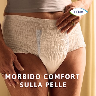 Gli slip assorbenti TENA Pants protect+ indossati morbido comfort sulla pelle – TENA