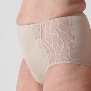 Le confort de votre lingerie habituelle – fabriquée dans un tissu de qualité supérieure et en dentelle raffinée