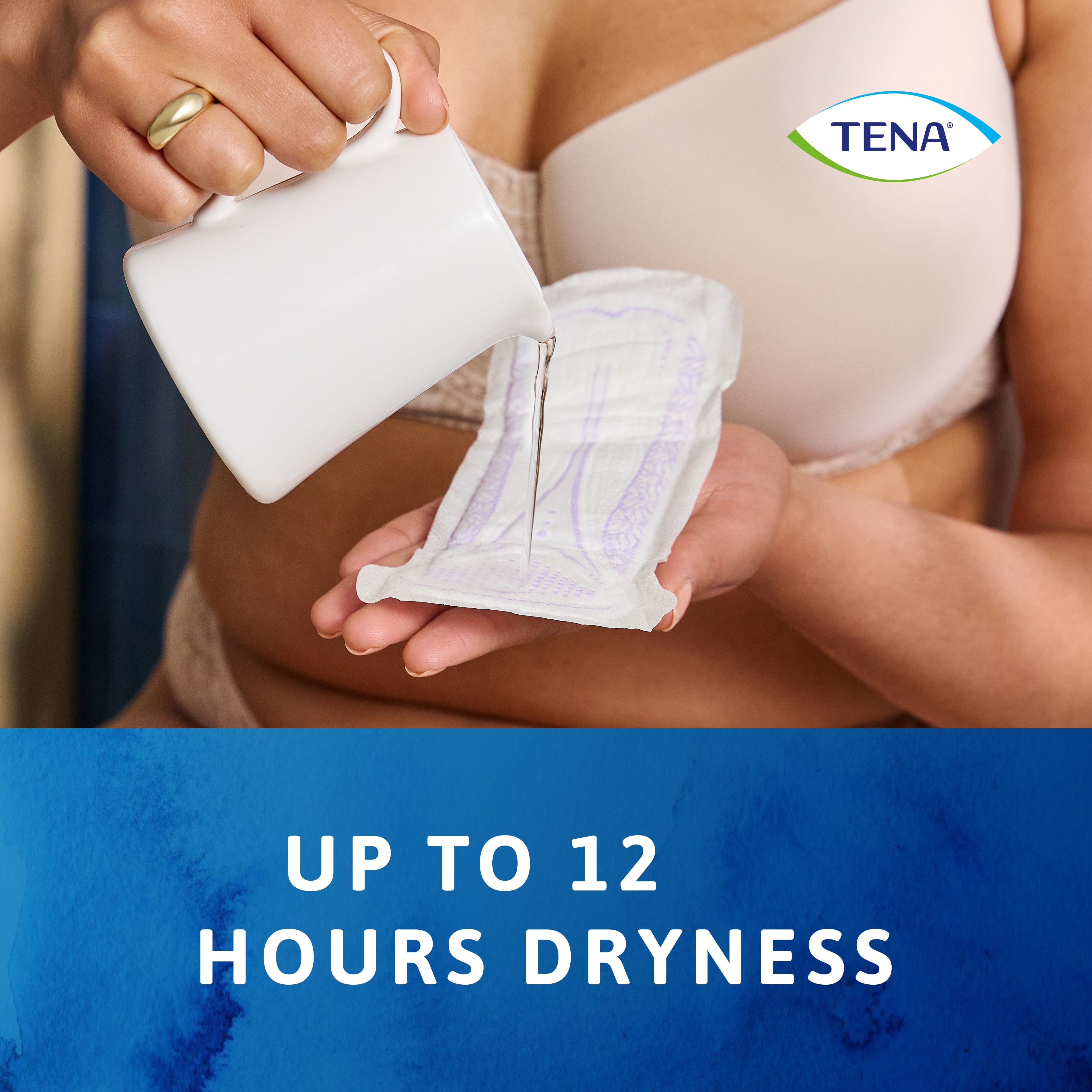 Spilling liquid on TENA Discreet Ultra Pad to demonstrate it's ability to provide dryness up to 12 hours