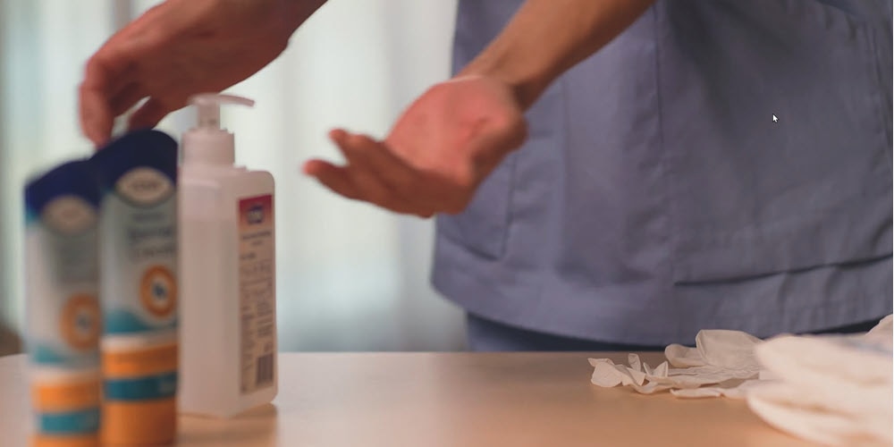 Gebruiksinstructie voor TENA ProSkin Barrier en Zinc Cream