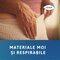 Persoană care poartă chiloți TENA întinzândui-i puțin cu ambele mâini. Mesajul transmite „materiale care lasă pielea să respire”.