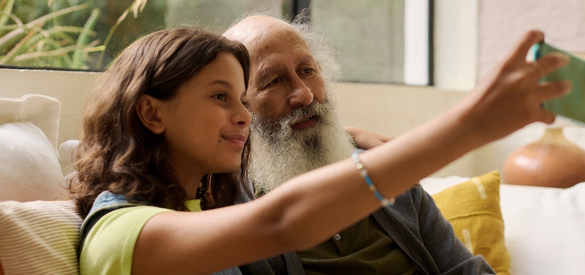 TENA-CGR-Lifestyle-Grandfather-granddaughter-taking-selfie-Campaign-1600x750px.jpg                                                                                                                                                                                                                                                                                                                                                                                                                                  