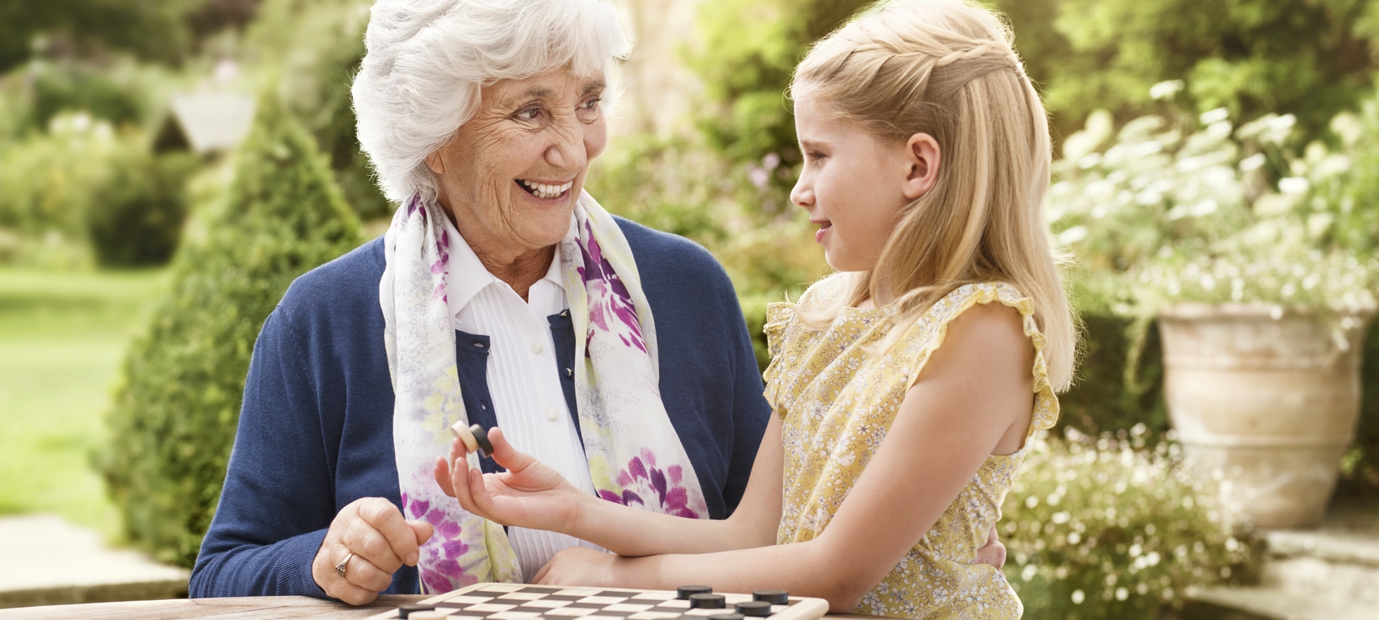 Solutions TENA pour les soins liés à l'incontinence