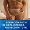 Mujer con ropa interior TENA Silhouette, que ofrece protección total