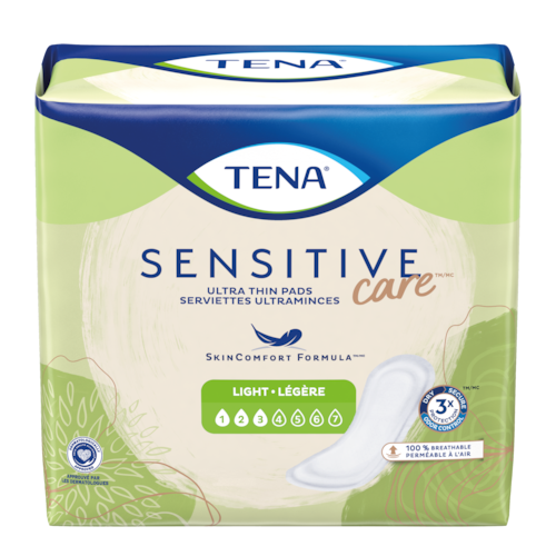 Vue de face d’un emballage de serviettes TENA Sensitive Care <sup>MC</sup> ultraminces à absorption légère