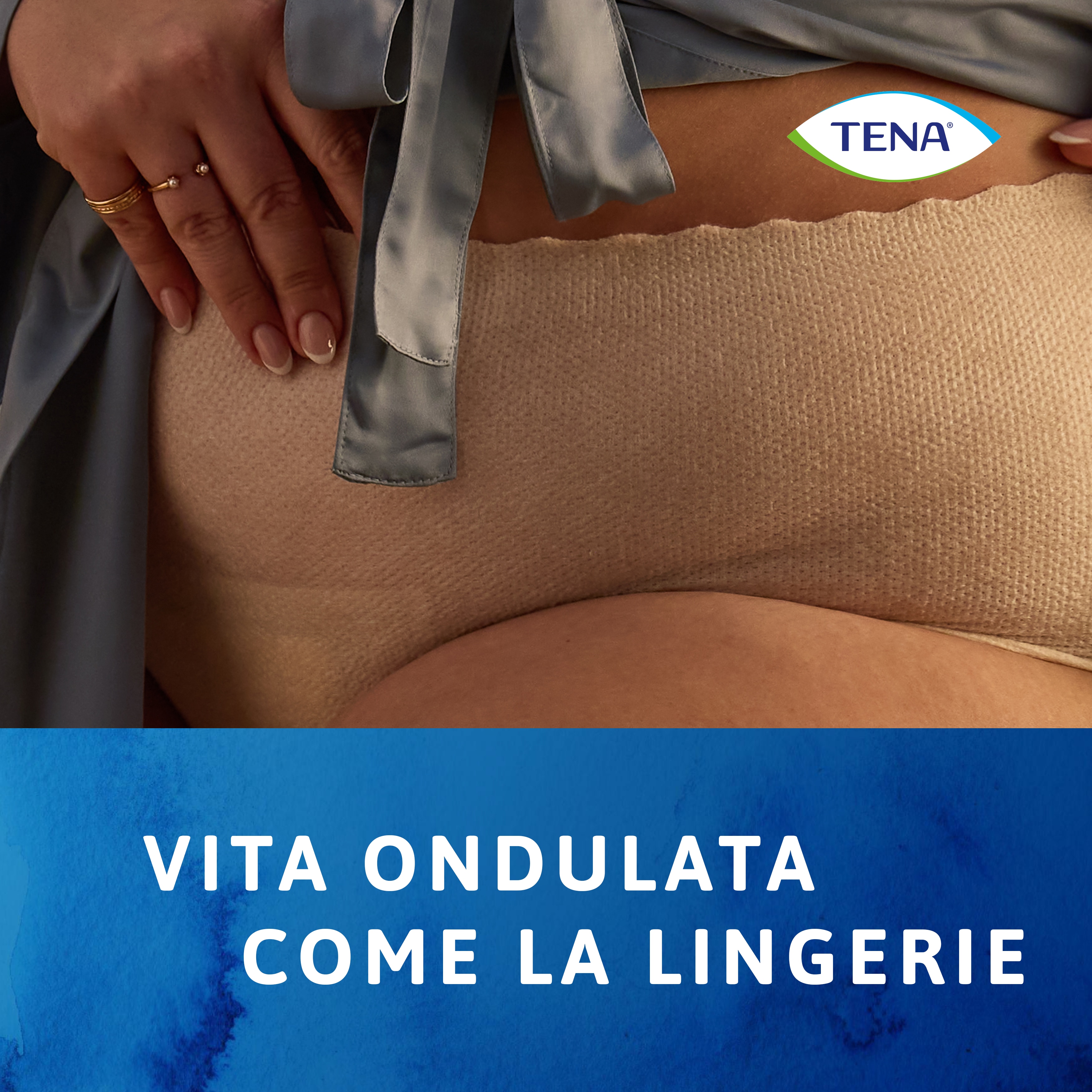 Design ondulato della vita delle mutandine assorbenti a vita alta TENA Silhouette